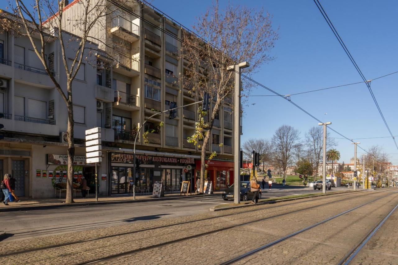 Apartamento Gaya Avenue Flats - Elegant Contemporary Flats With Balcony Vila Nova de Gaia Exterior foto