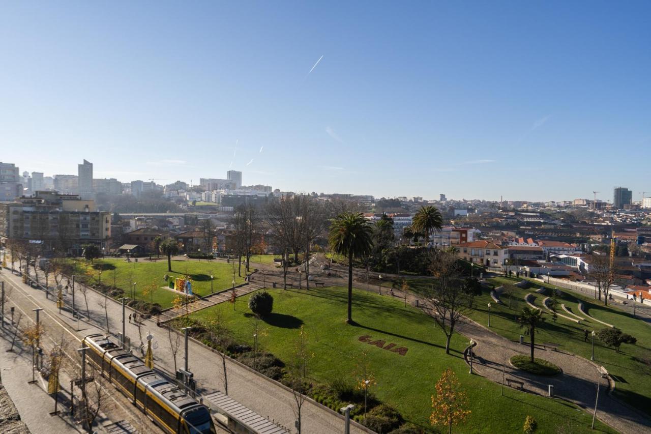 Apartamento Gaya Avenue Flats - Elegant Contemporary Flats With Balcony Vila Nova de Gaia Exterior foto