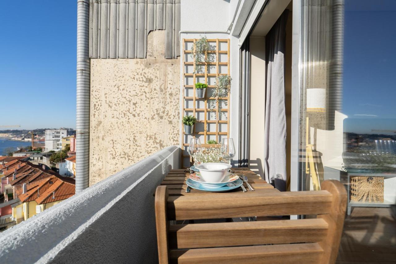 Apartamento Gaya Avenue Flats - Elegant Contemporary Flats With Balcony Vila Nova de Gaia Exterior foto