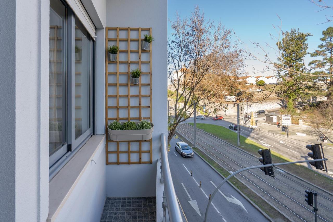 Apartamento Gaya Avenue Flats - Elegant Contemporary Flats With Balcony Vila Nova de Gaia Exterior foto